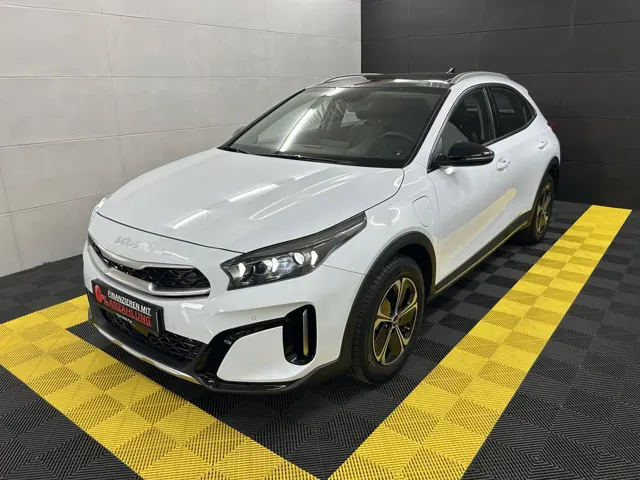 Kia XCeed Spirit Plug-in Hybrid+Bi-Led+ACC+Kam+Totw – Gebrauchtwagen bei Your Next Car in Ostrhauderfehn