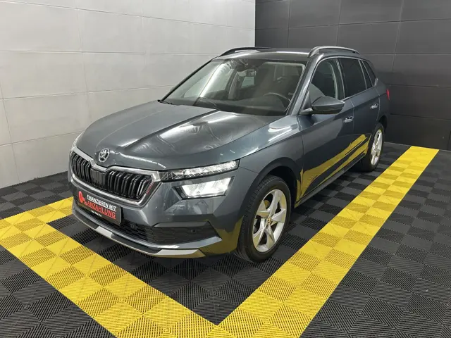 Škoda Kamiq Ambition+LED+AHK+KAM+ACC+TEMP+DAB+SHZ+SHA – Gebrauchtwagen bei Your Next Car in Ostrhauderfehn