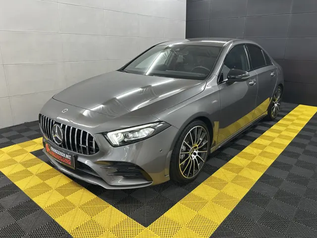 Mercedes-Benz A 35 AMG Lim+4M+Burm+Night+Kessy+Standhzg+Multib – Gebrauchtwagen bei Your Next Car in Ostrhauderfehn