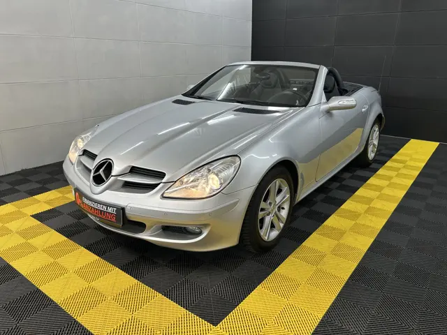 Mercedes-Benz SLK 280 Temp+Audio-Navi+SHZ+BT+Windschott Glas – Gebrauchtwagen bei Your Next Car in Ostrhauderfehn