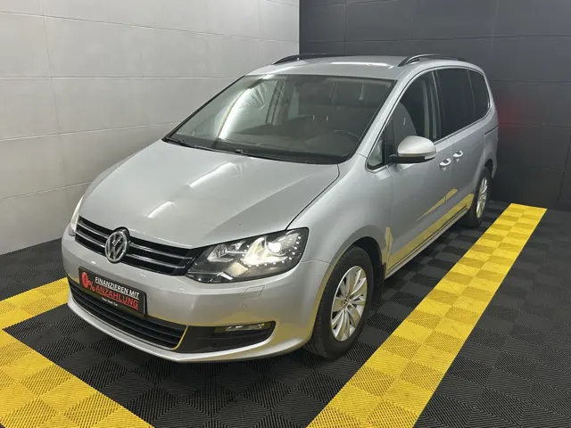 VW Sharan Comfortline+7-Sitzer+Xenon+Temp+PDC+SHZ – Gebrauchtwagen bei Your Next Car in Ostrhauderfehn
